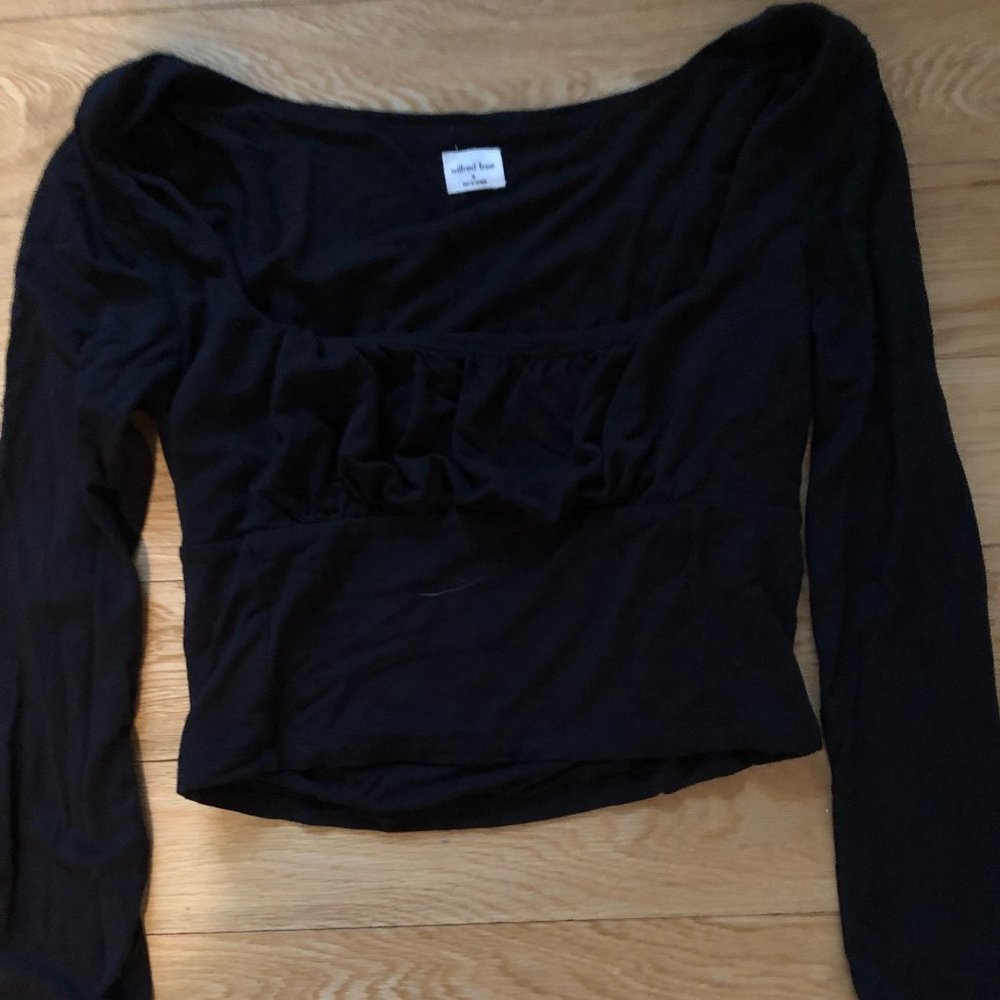 Brand - Black crop top long sleeve size medium